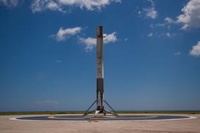 Spacex Technology Landing on a sunny day