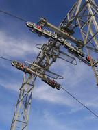pulleys in high voltage hoists