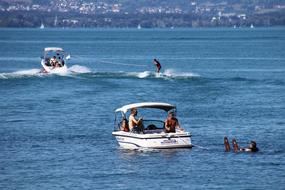 Skis Lake