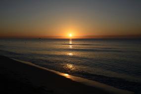 reflection of the streak of the sun at dawn