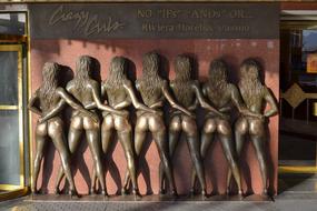 bronze figures of girls in Las Vegas, Nevada