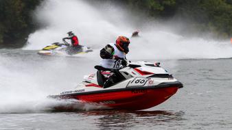 competition of jet skiers