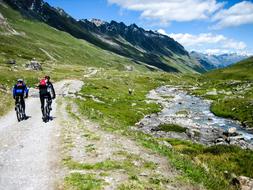 Mountain Bike Alpine people