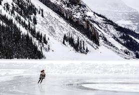 Winter Skating Ice girl