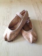 old pink pointe shoes