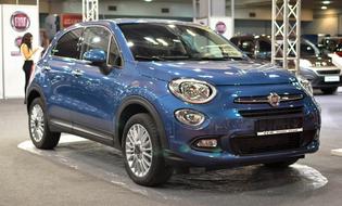 Fiat 500X Suv blue