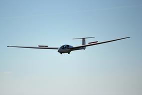 landing a glider on the ground