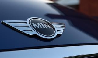 Mini Cooper logo