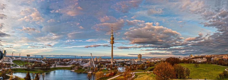 photo of the Olympic tower in Munich against the background of dawn