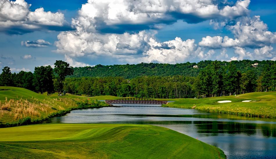 Golf Course in the picturesque nature of alabama