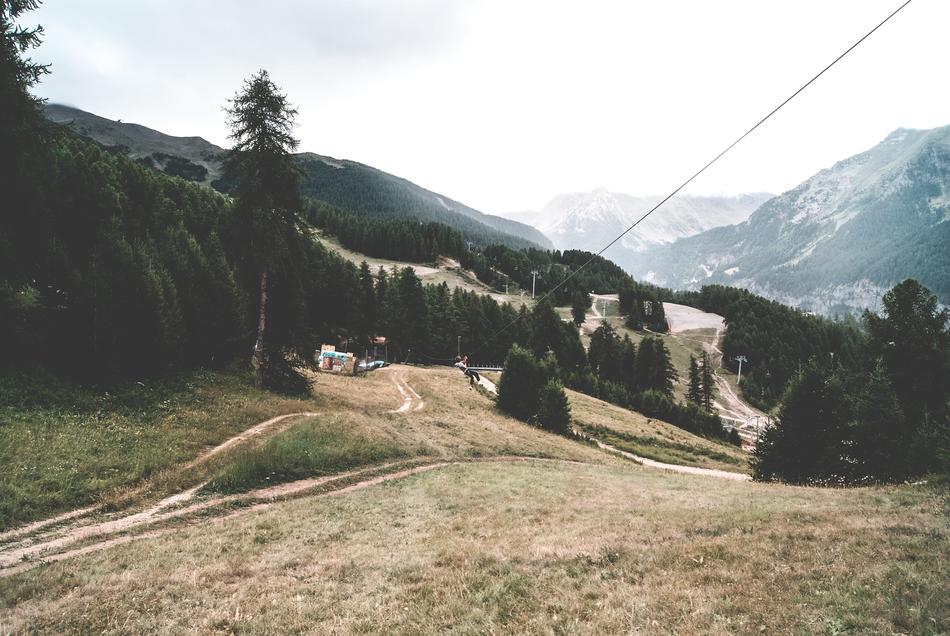 photo of a high-voltage wire in the Southern Alps