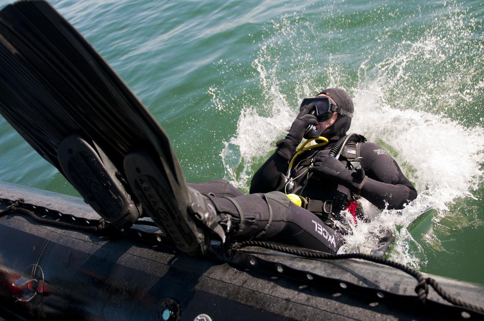 diving training person