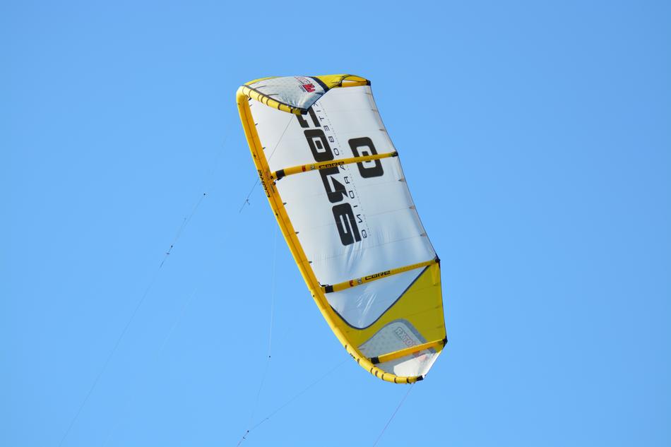 Kiting as a Water Sports