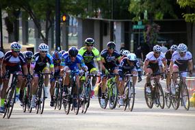 mass bike race in the city