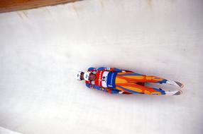 People, sliding on the Double luge, on the competition