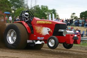 Tractor Pull Wheelie vehicle