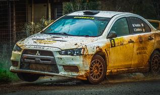 dirty Race Car Rally