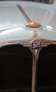 bumper bentley close up