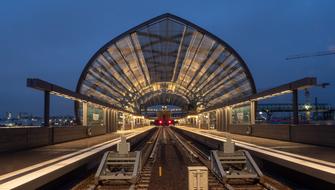 train stop on elbe bridge at dusk, germany, hamburg