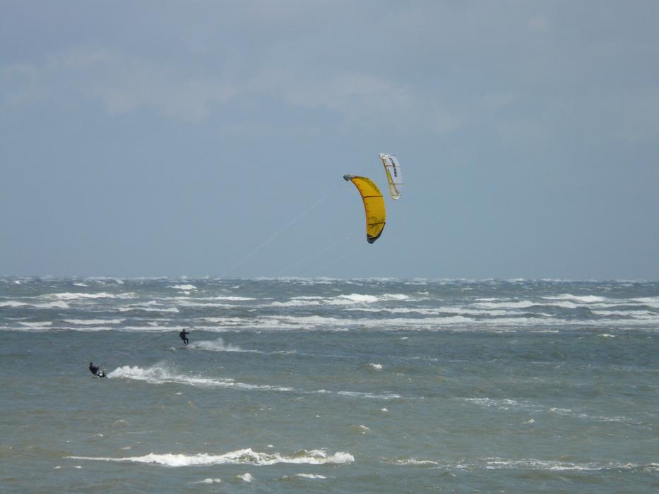 parachuting at sea