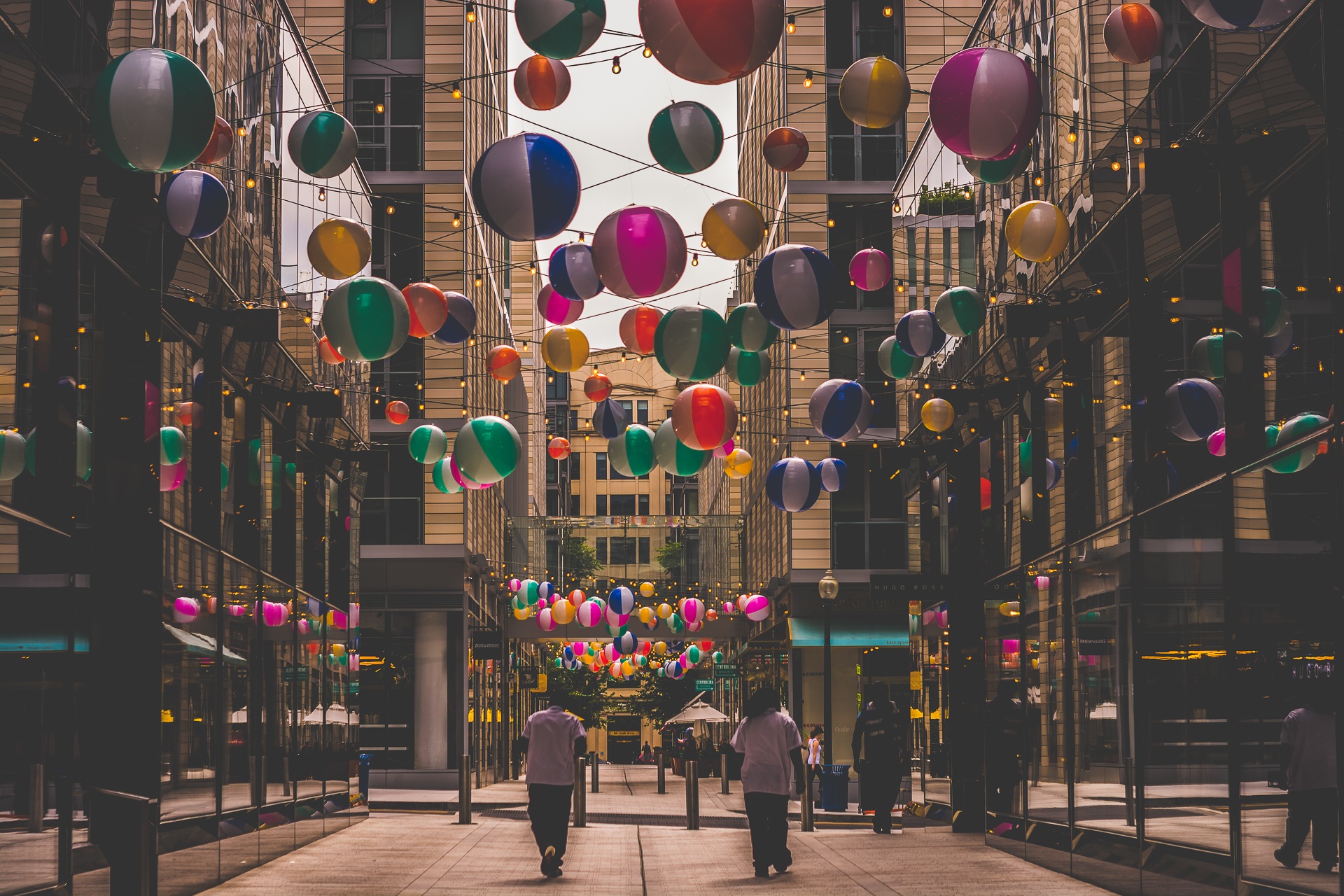 Воздушные шары на улице