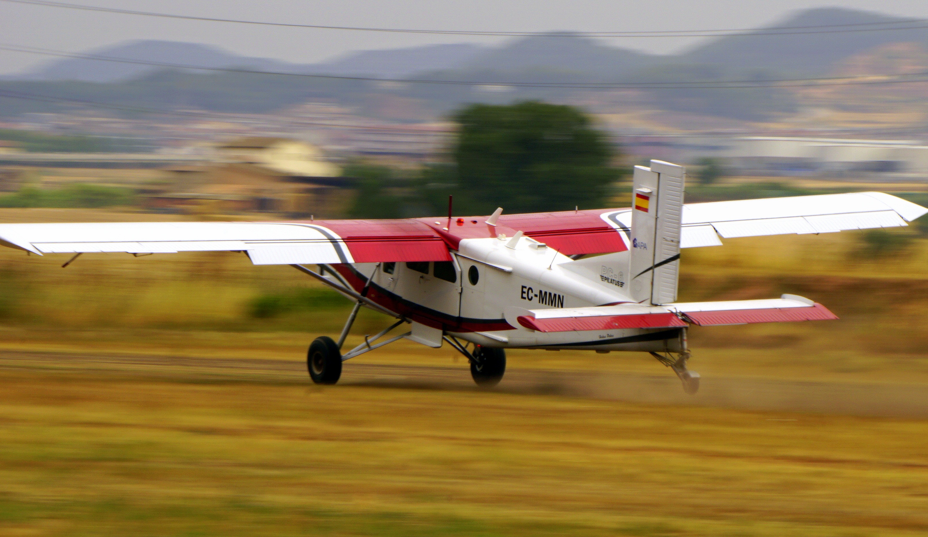 Plane Transport Aircraft Red White Free Image Download