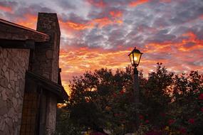 Sunrise Street Lamp