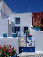 wonderful white houses in Santorini