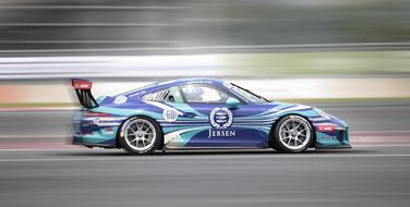 Racing Porsche 9 11 car