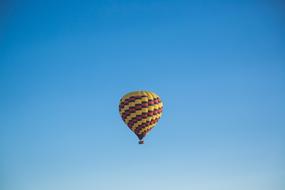 Hot Air Balloon Relaxation yellow