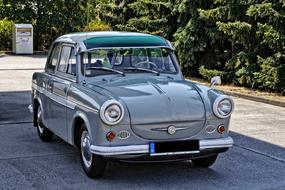 Oldtimer Satellite P500 car