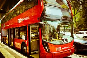 Metrobus Red