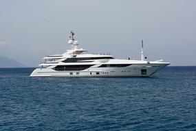lux Ship Yacht