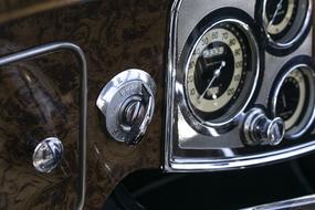 Photo of a retro Packard Eight car speedometer