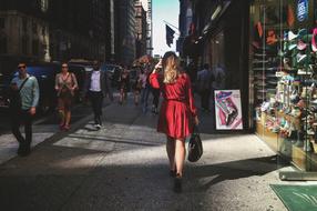 stret woman in red