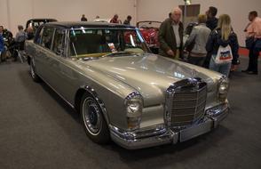 Mercedes W100 Oldtimer show
