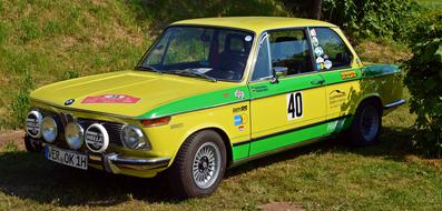 Oldtimer Bmw yellow