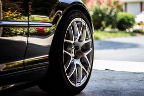 cap on a car tire close-up