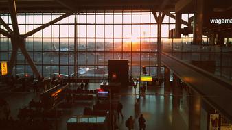 delightful Heathrow Aircraft