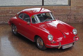 Auto Porsche Coupe red model
