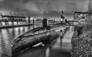 Black and white photo of the water transport system with the submarine in Elbe in Hamburg, Germany