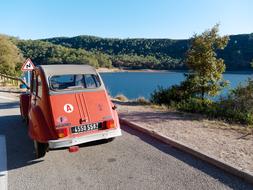 Automobile Transport red