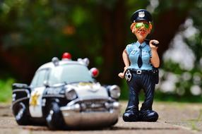 Policewoman and Car clay figure
