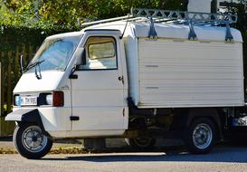 italian three wheeled truck