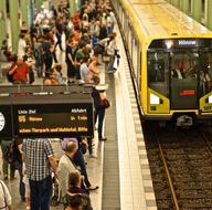 People waiting for the train coming