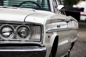 Auto white grey