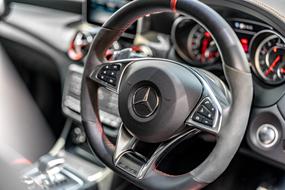 steering in a Mercedes car