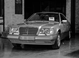 Mercedes W124 Automotive car