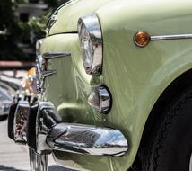 Seat 600 car