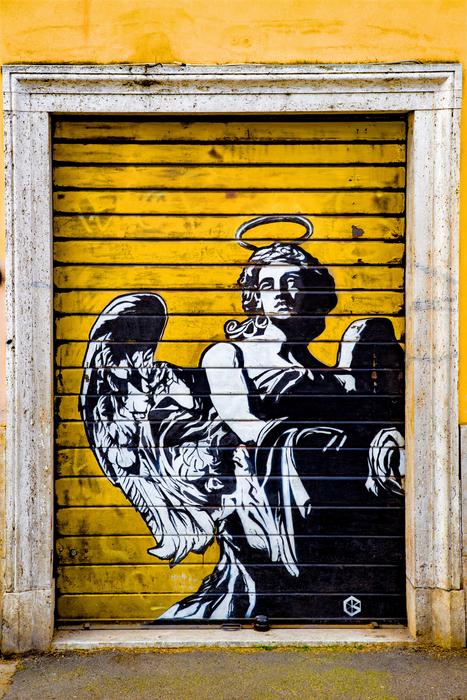 angel on yellow as graffiti